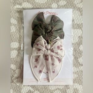 Little Poppy Co. original size pigtail bows